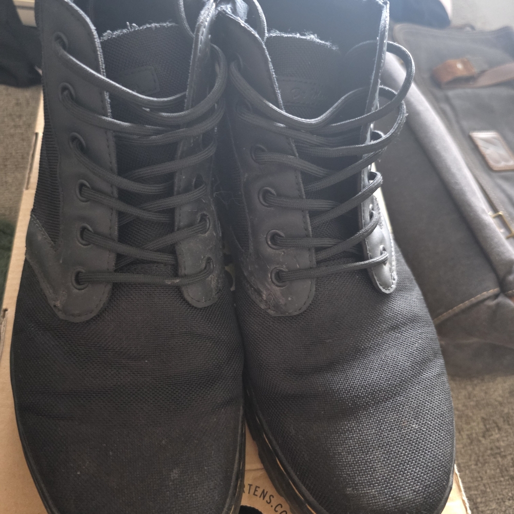 Dr. Martens Bonny Chukka Boot